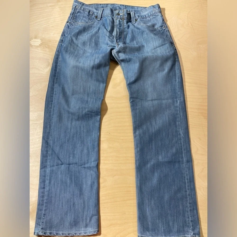514 Levi’s Slim Straight Jeans 36 x 32 (AW)